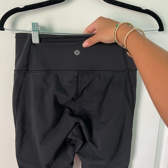 Lululemon Legging Mesh Detail - Picture 11 of 14